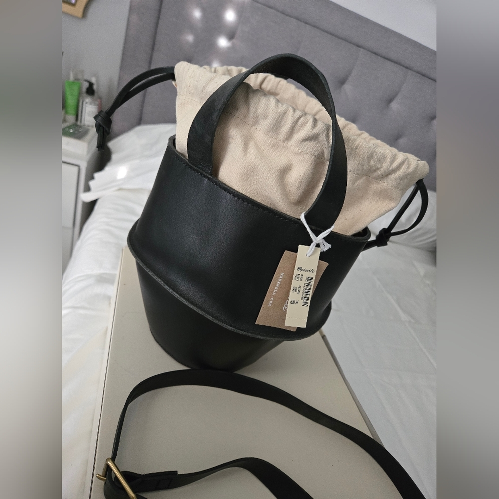 Madewell round bucket bag